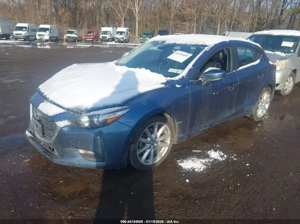 3MZBN1L39HM156002 2017 MAZDA 3 - Image 2