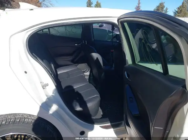 3MZBN1L39JM162730 2018 MAZDA 3 - Image 8