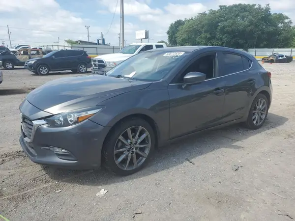 3MZBN1L39JM165742 2018 MAZDA 3 - Image 1