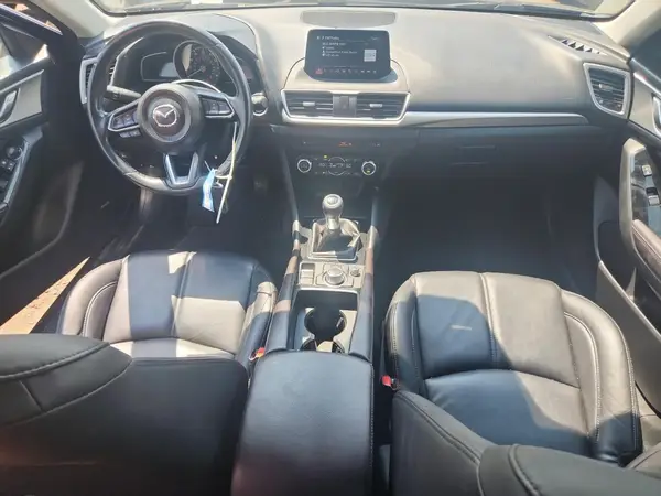3MZBN1L39JM174067 2018 MAZDA 3 - Image 8
