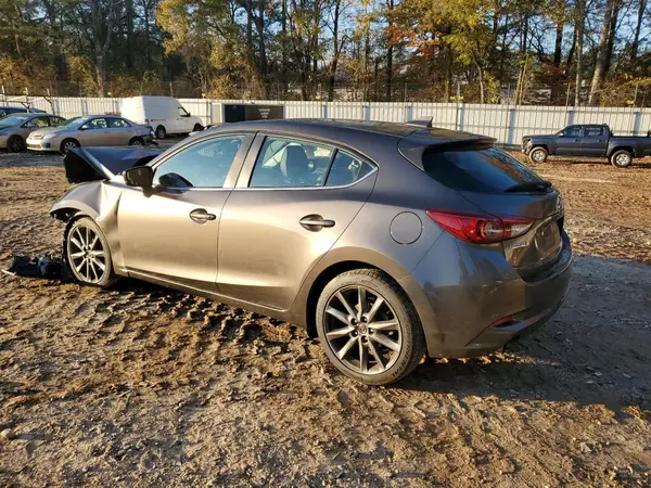 3MZBN1L39JM181455 2018 MAZDA 3 - Image 2