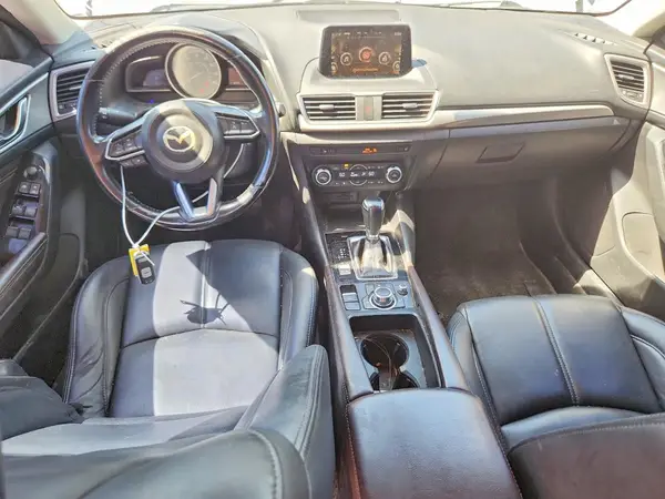 3MZBN1L39JM199390 2018 MAZDA 3 - Image 8