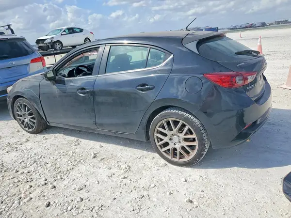 3MZBN1L39JM201039 2018 MAZDA 3 - Image 2