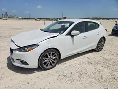 3MZBN1L39JM202353 2018 MAZDA 3