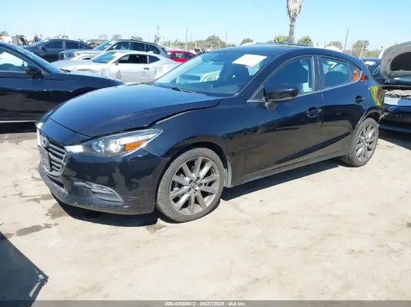 3MZBN1L39JM209531 2018 MAZDA 3 - Image 2