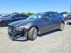3MZBN1L39JM211053 2018 MAZDA 3