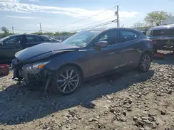 3MZBN1L39JM212459 2018 MAZDA 3