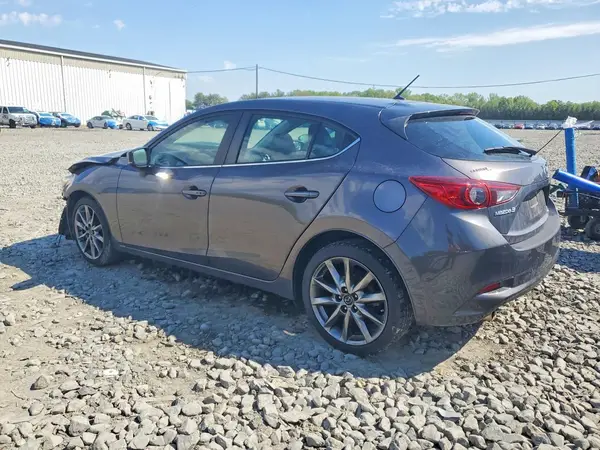 3MZBN1L39JM212459 2018 MAZDA 3 - Image 2