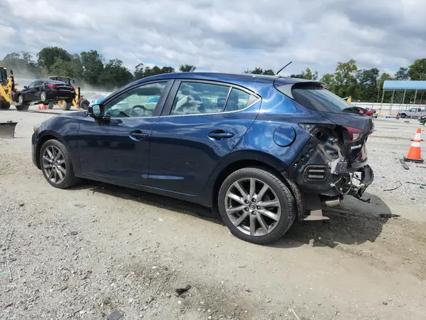 3MZBN1L39JM222974 2018 MAZDA 3 - Image 2