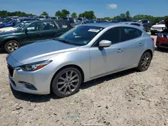 3MZBN1L39JM231318 2018 MAZDA 3