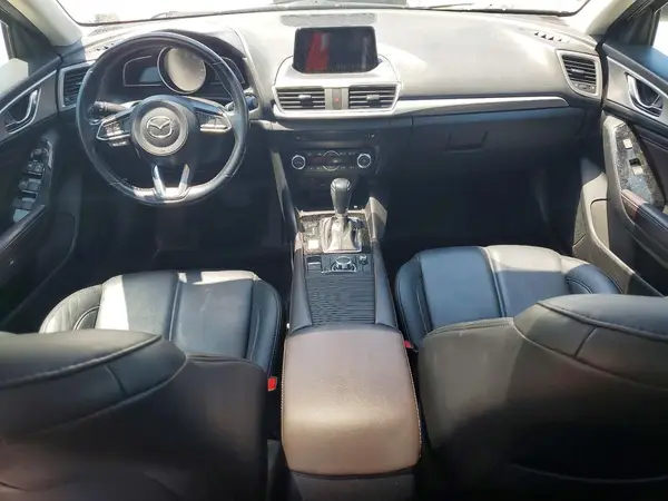 3MZBN1L39JM231318 2018 MAZDA 3 - Image 8