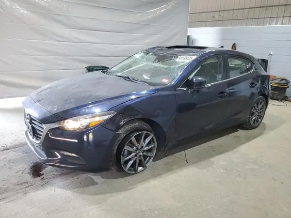 3MZBN1L39JM239015 2018 MAZDA 3 - Image 1
