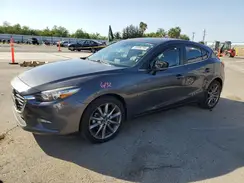 3MZBN1L39JM239919 2018 MAZDA 3