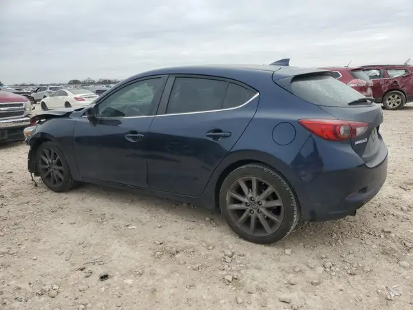 3MZBN1L39JM256350 2018 MAZDA 3 - Image 2