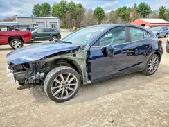 3MZBN1L39JM256719 2018 MAZDA 3