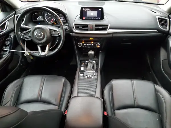 3MZBN1L39JM260754 2018 MAZDA 3 - Image 8