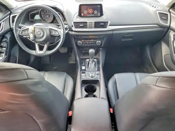 3MZBN1L39JM261323 2018 MAZDA 3 - Image 8