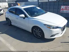 3MZBN1L39JM270409 2018 MAZDA 3