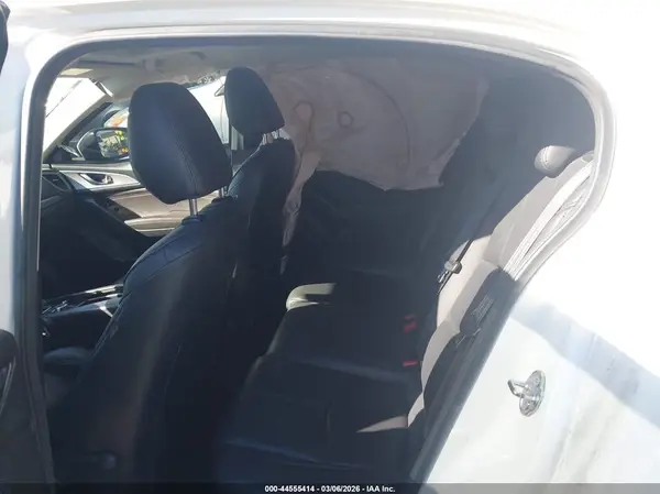 3MZBN1L39JM270409 2018 MAZDA 3 - Image 8