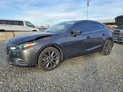 3MZBN1L39JM271818 2018 MAZDA 3