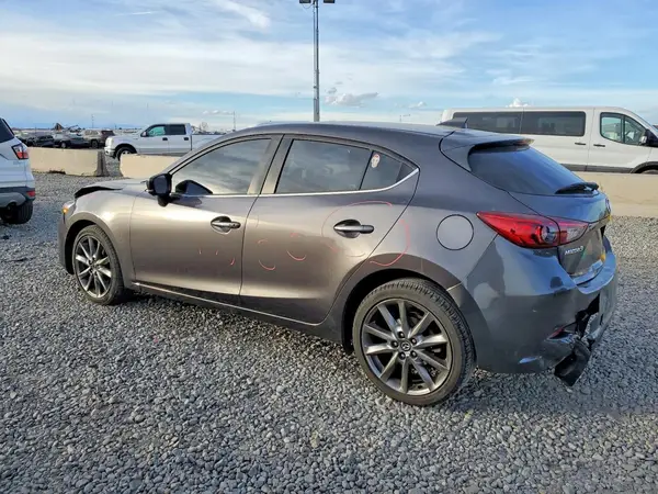 3MZBN1L39JM271818 2018 MAZDA 3 - Image 2