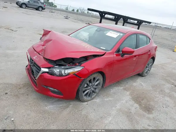 3MZBN1L39JM273990 2018 MAZDA 3 - Image 2
