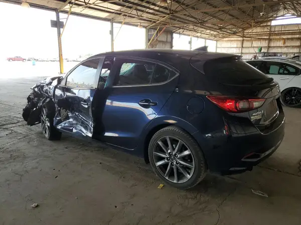 3MZBN1L39JM276713 2018 MAZDA 3 - Image 2
