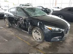 3MZBN1L3XJM165717 2018 MAZDA 3