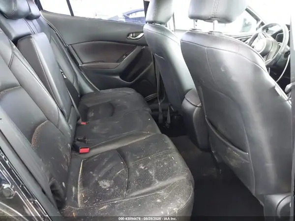 3MZBN1L3XJM165717 2018 MAZDA 3 - Image 8