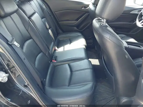 3MZBN1L3XJM182856 2018 MAZDA 3 - Image 8