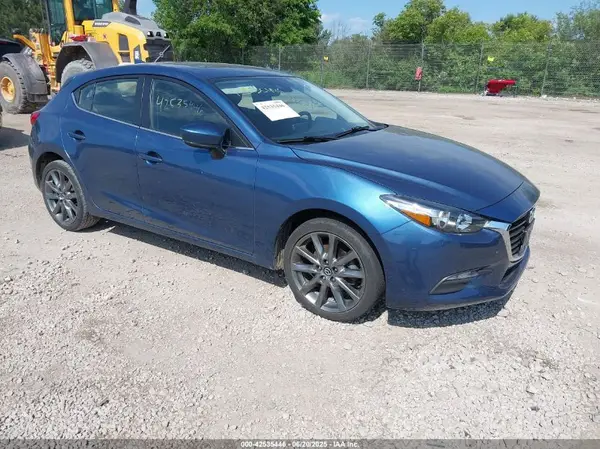 3MZBN1L3XJM200417 2018 MAZDA 3 - Image 1