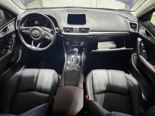 3MZBN1L3XJM200501 2018 MAZDA 3 - Image 8