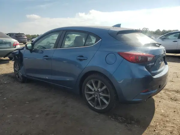 3MZBN1L3XJM207688 2018 MAZDA 3 - Image 2