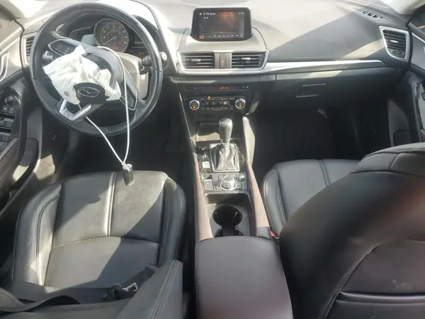 3MZBN1L3XJM207688 2018 MAZDA 3 - Image 8