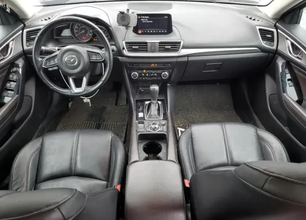 3MZBN1L3XJM245793 2018 MAZDA 3 - Image 8