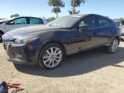 3MZBN1L3XJM266384 2018 MAZDA 3