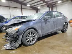 3MZBN1L3XJM274663 2018 MAZDA 3
