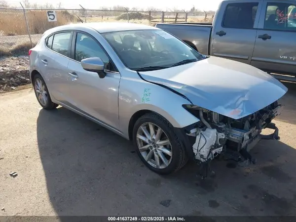 3MZBN1L70HM112313 2017 MAZDA 3 - Image 1