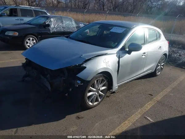 3MZBN1L70HM112313 2017 MAZDA 3 - Image 2