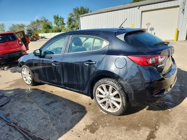 3MZBN1L70HM131637 2017 MAZDA 3 - Image 2