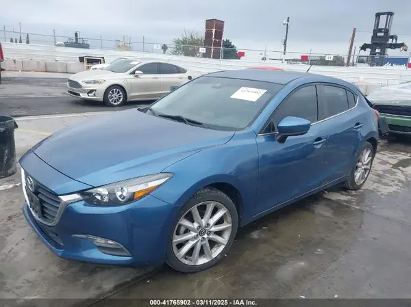 3MZBN1L70HM135039 2017 MAZDA 3 - Image 2
