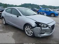 3MZBN1L73HM100687 2017 MAZDA 3