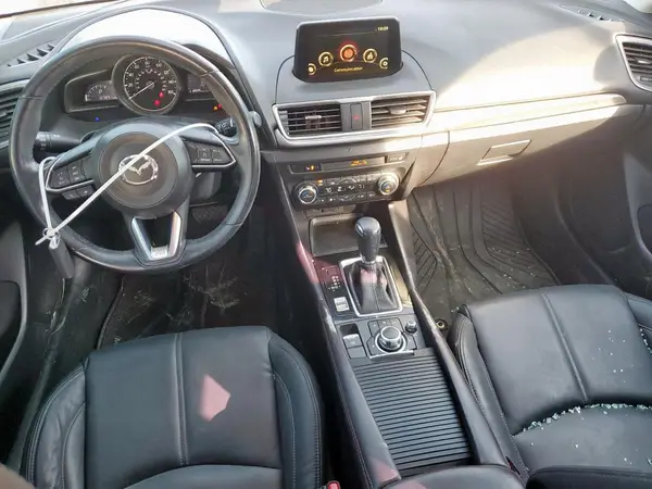 3MZBN1L73HM103752 2017 MAZDA 3 - Image 8