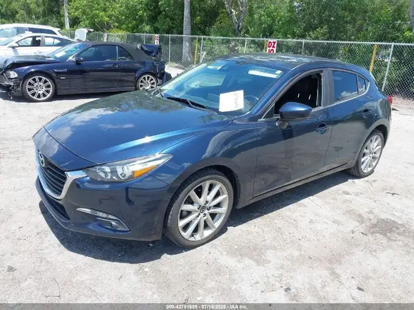 3MZBN1L73HM119935 2017 MAZDA 3 - Image 2