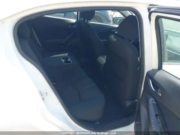 3MZBN1L73JM236159 2018 MAZDA 3 - Image 8