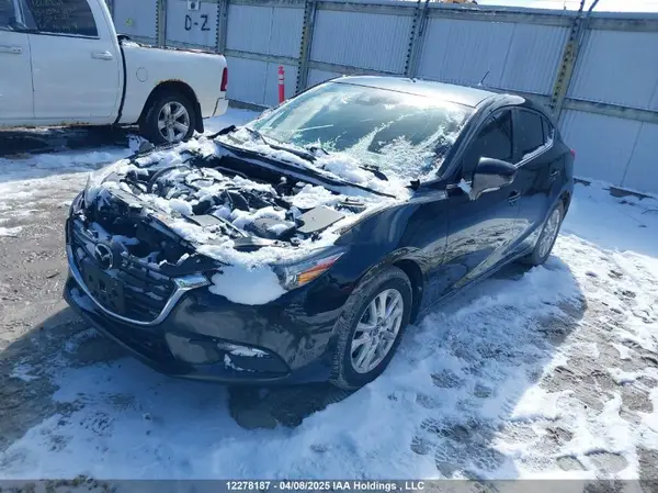 3MZBN1L74JM238065 2018 MAZDA 3 - Image 2