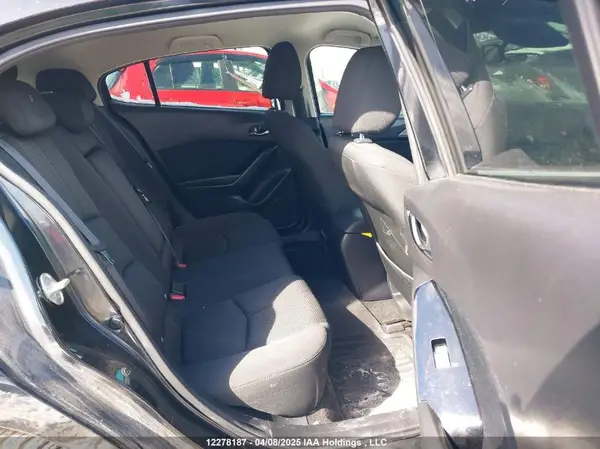 3MZBN1L74JM238065 2018 MAZDA 3 - Image 8
