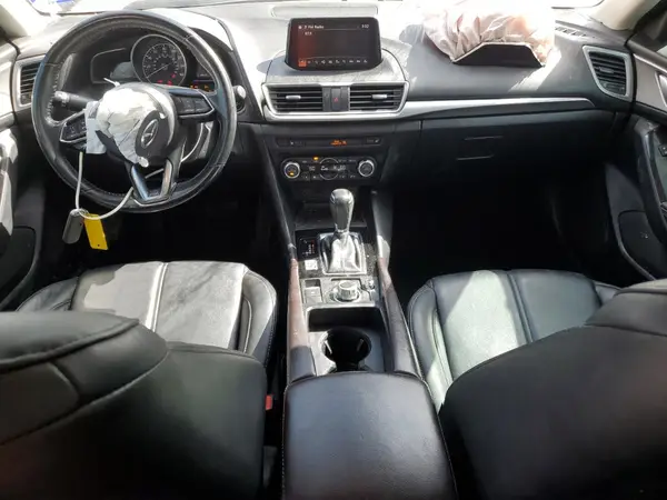 3MZBN1L75HM117393 2017 MAZDA 3 - Image 8