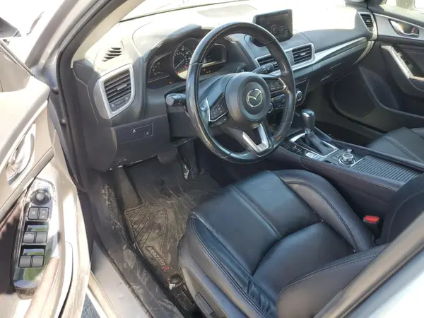 3MZBN1L76HM107570 2017 MAZDA 3 - Image 8