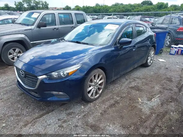 3MZBN1L76HM119511 2017 MAZDA 3 - Image 2